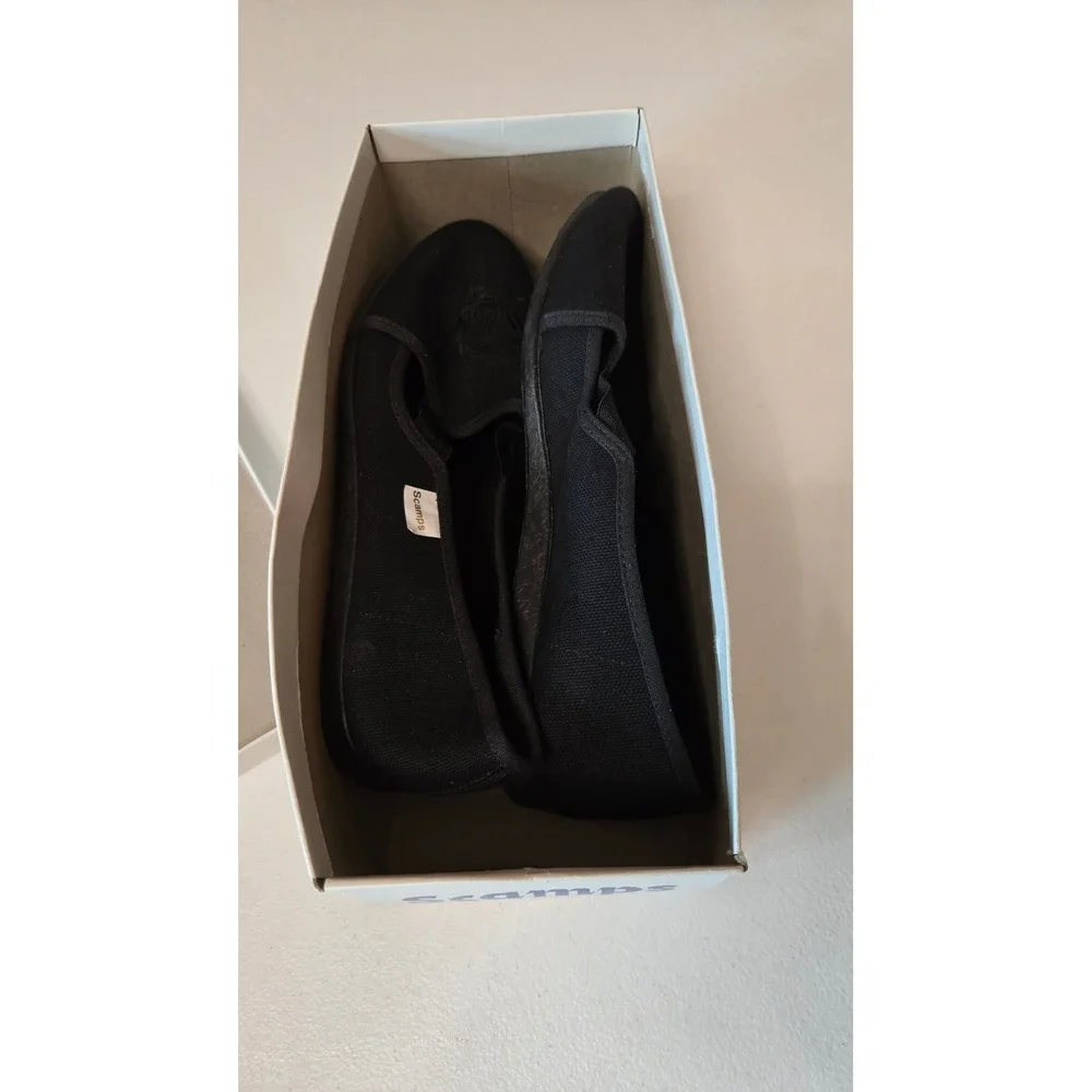 Vintage Scamps Black Canvas Slip On Loafers Flats Embroidered Women 6.5  NEW‎